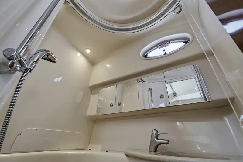 Slide: The Image of Sea Ray 360 SUNDANCER 2004 - 8124191