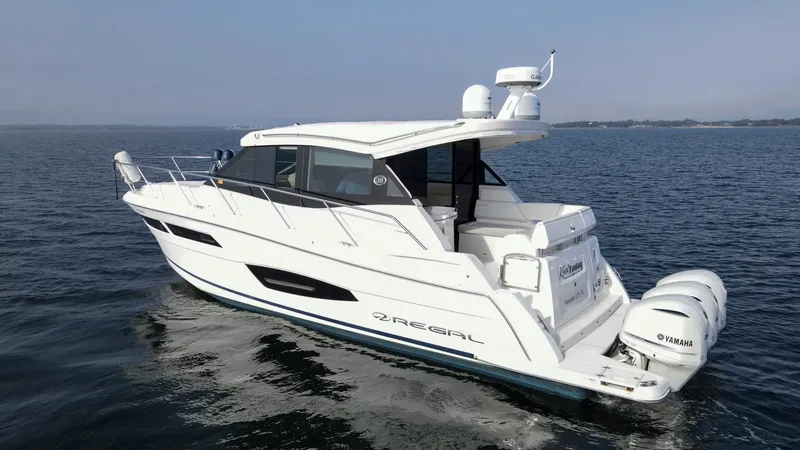 Slide: The Image of Regal 38 XO 2020 - 6085254