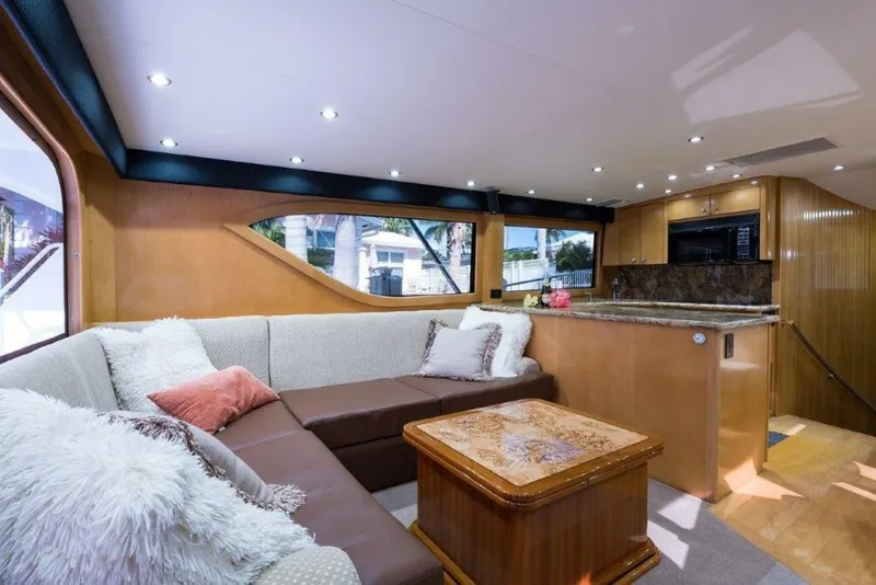 Slide: The Image of Hatteras 60 SALT RUSH - Salon 2000 Hatteras 60 SALT RUSH - 7867235