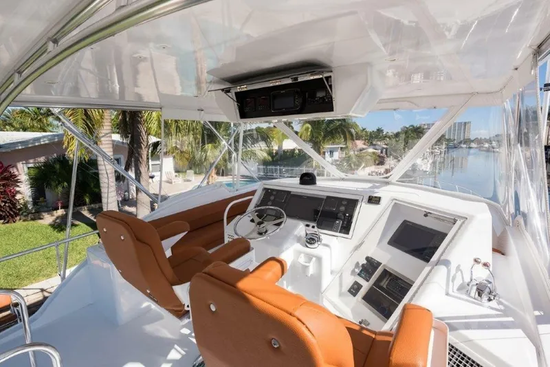Slide: The Image of Hatteras 60 SALT RUSH - Flybridge/Helm 2000 Hatteras 60 SALT RUSH - 7867219