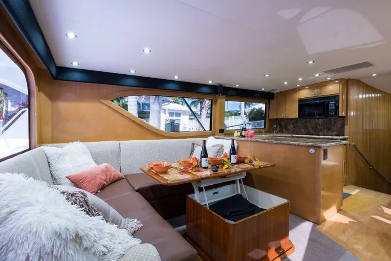 Slide: The Image of Hatteras 60 SALT RUSH - Salon 2000 Hatteras 60 SALT RUSH - 7867233