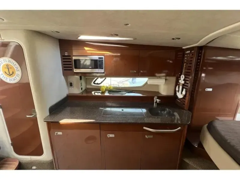 Slide: The Image of Sea Ray 370 SUNDANCER 2012 - 6074910