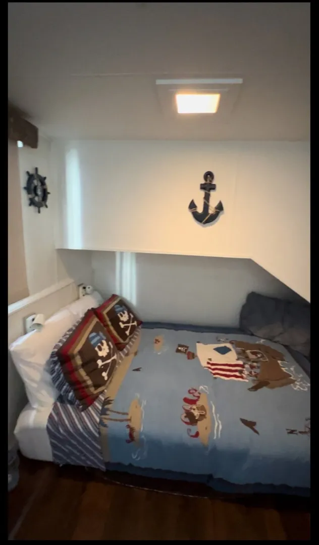 Slide: The Image of Aqua Chalet 4614 1999 - 6074998