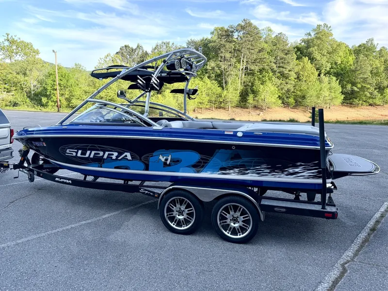 Slide: The Image of Supra Launch 22SSV World's Edition 2008 - 6075392