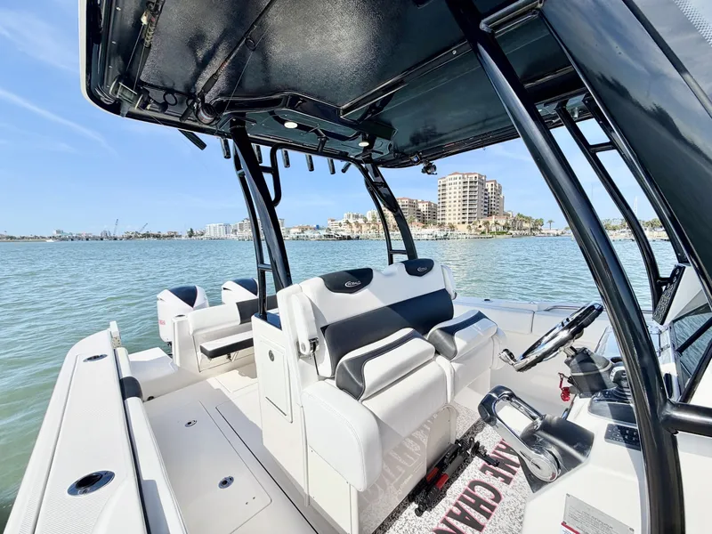Slide: The Image of Robalo R302 Center Console 2021 - 6077213