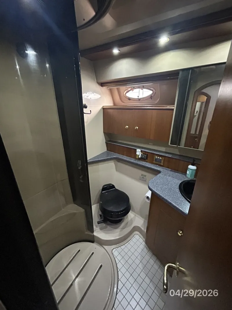 Slide: The Image of 44' Cruisers guest head-shower - 6075637