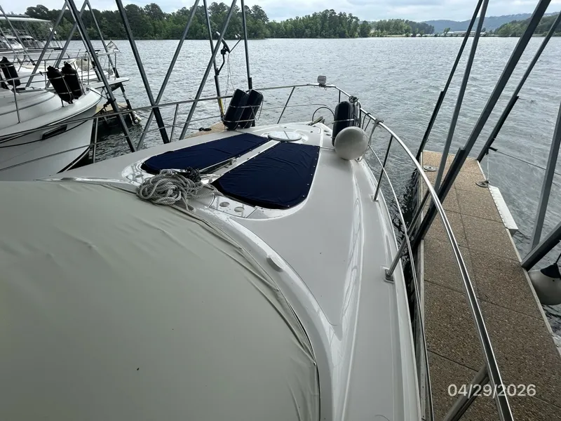 Slide: The Image of 44' Cruisers foredeck2 - 6075623