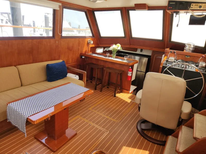 Slide: The Image of Gulfstar 44 Motor Cruiser 1980 - 6075717