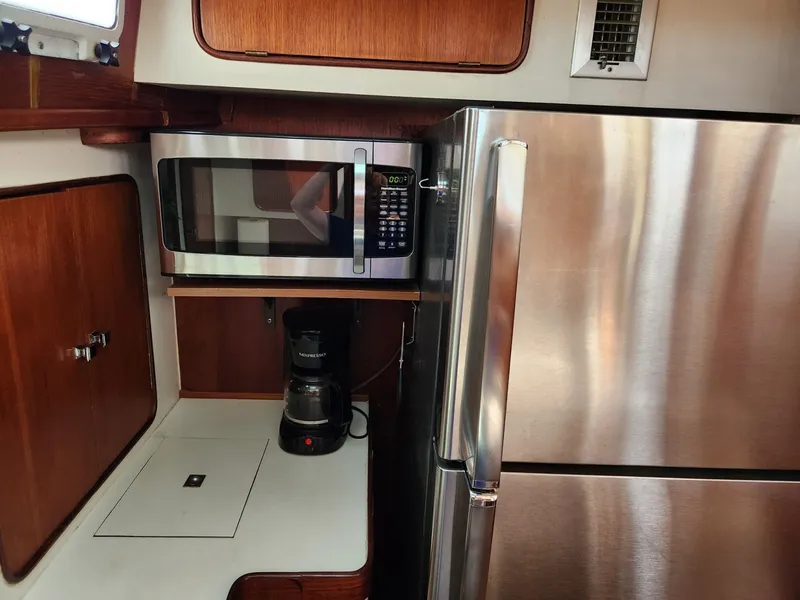 Slide: The Image of Gulfstar 44 Motor Cruiser 1980 - 6075720