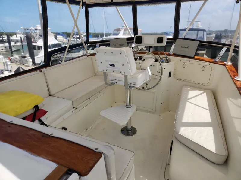 Slide: The Image of Gulfstar 44 Motor Cruiser 1980 - 6075731