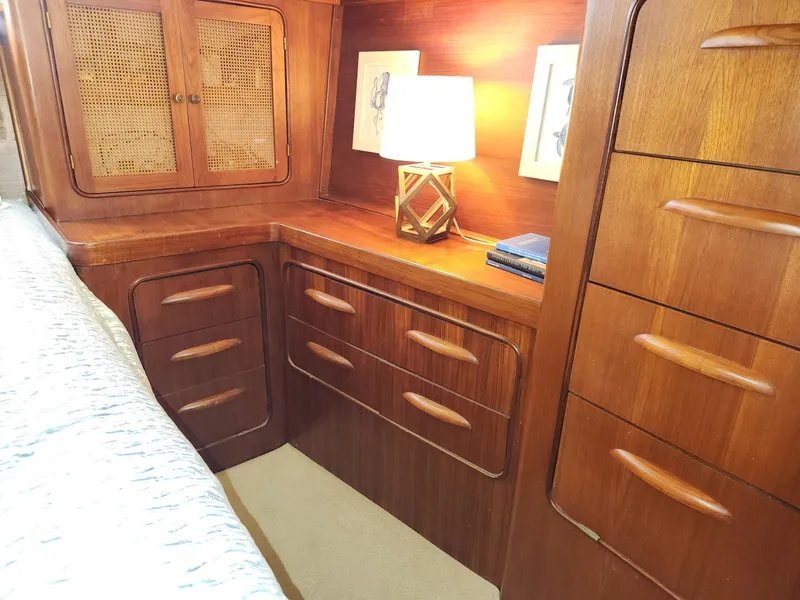 Slide: The Image of Gulfstar 44 Motor Cruiser 1980 - 6075710
