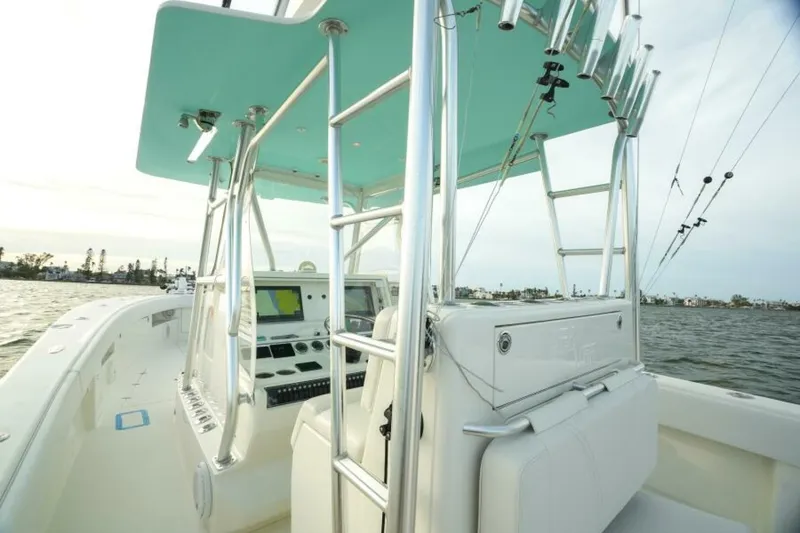 Slide: The Image of SeaVee 390 2013 - 6075913
