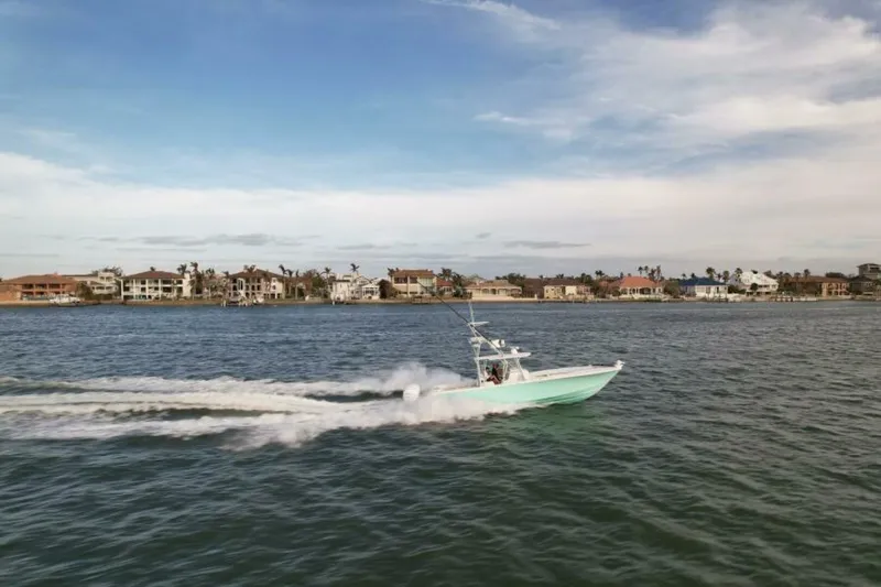 Slide: The Image of SeaVee 390 2013 - 6075900