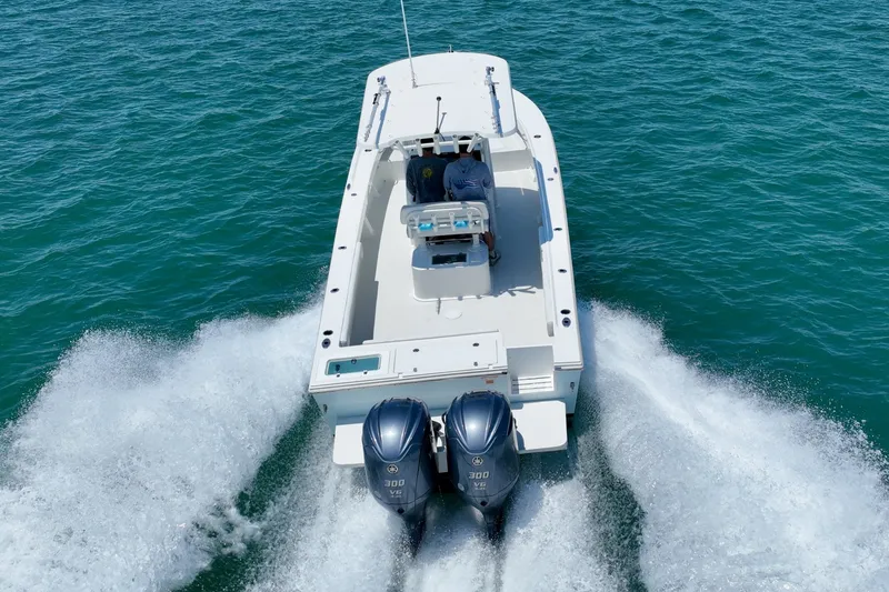 Slide: The Image of Parker Marine 2801 2022 - 6076720