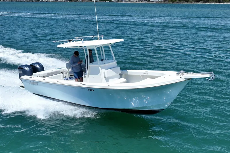 Slide: The Image of Parker Marine 2801 2022 - 6076722