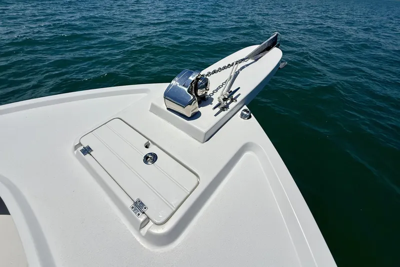 Slide: The Image of Parker Marine 2801 2022 - 6076725
