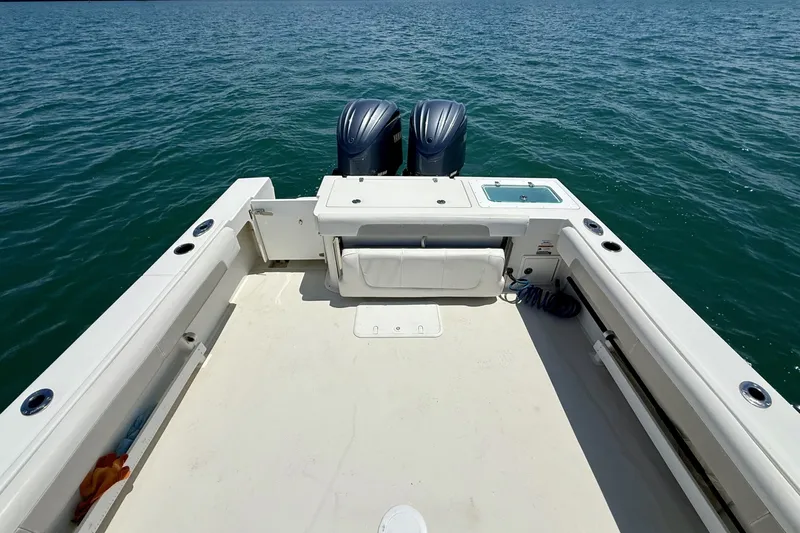 Slide: The Image of Parker Marine 2801 2022 - 6076739