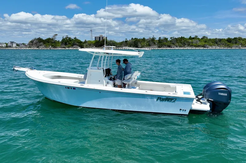 Slide: The Image of Parker Marine 2801 2022 - 6076714
