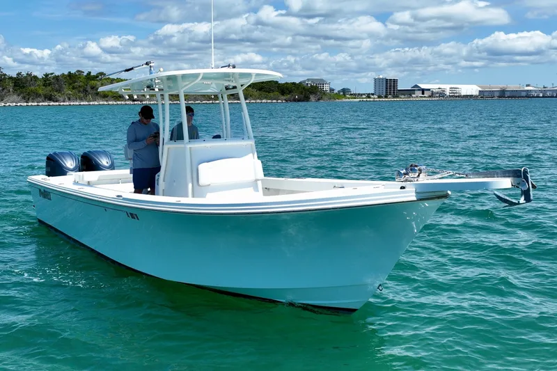 Slide: The Image of Parker Marine 2801 2022 - 6076717
