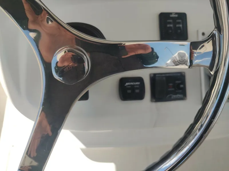 Slide: The Image of Boston Whaler 320 Outrage 2006 - 6085647