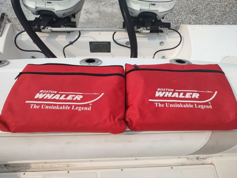 Slide: The Image of Boston Whaler 320 Outrage 2006 - 6853378