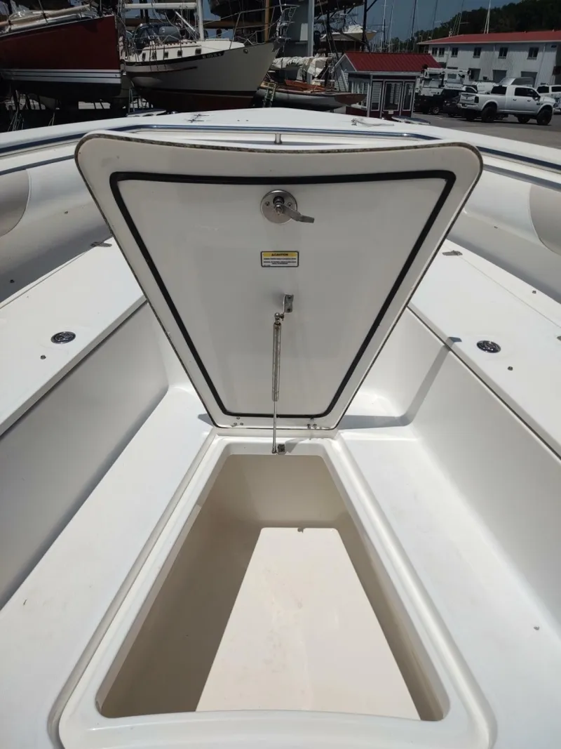 Slide: The Image of Boston Whaler 320 Outrage 2006 - 6550871