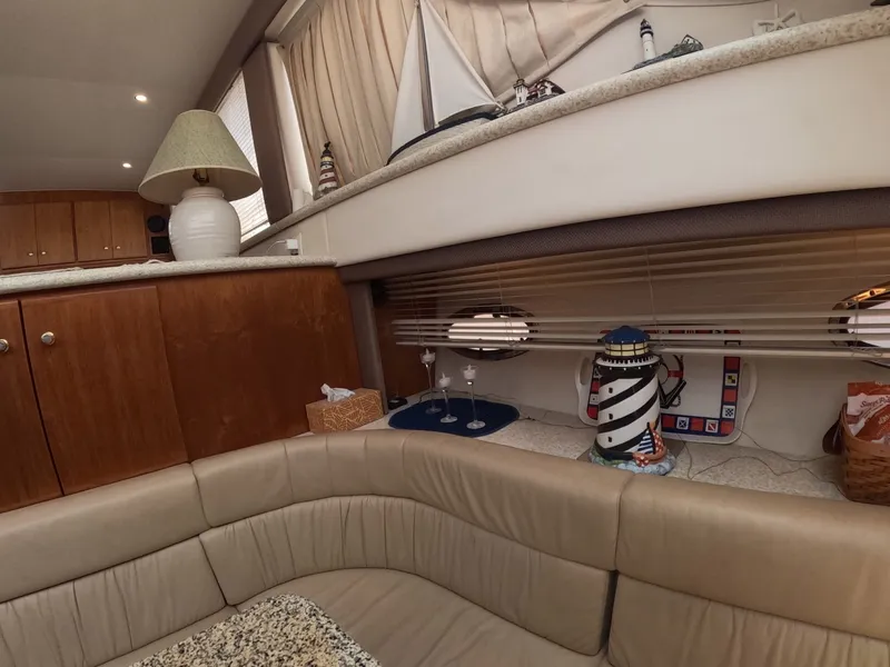 Slide: The Image of Carver Yachts 406 Motor Yacht 2000 - 6076093