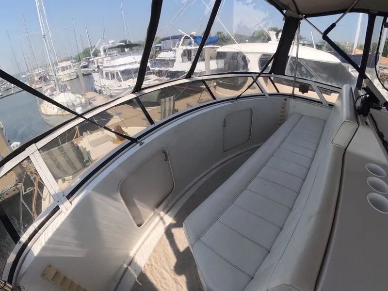 Slide: The Image of Carver Yachts 406 Motor Yacht 2000 - 6076106