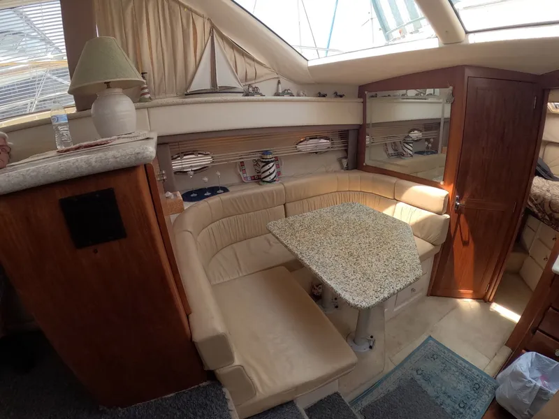 Slide: The Image of Carver Yachts 406 Motor Yacht 2000 - 6076085