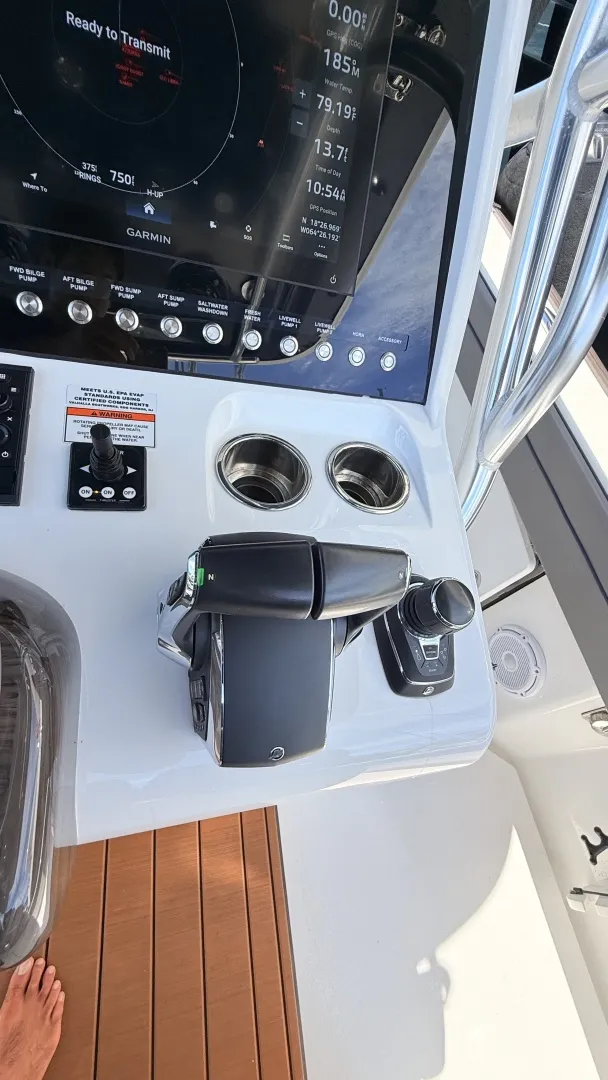 Slide: The Image of Valhalla Boatworks V33 2026 - 6076270