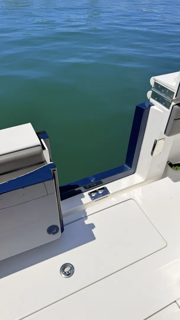 Slide: The Image of Valhalla Boatworks V33 2026 - 6076272