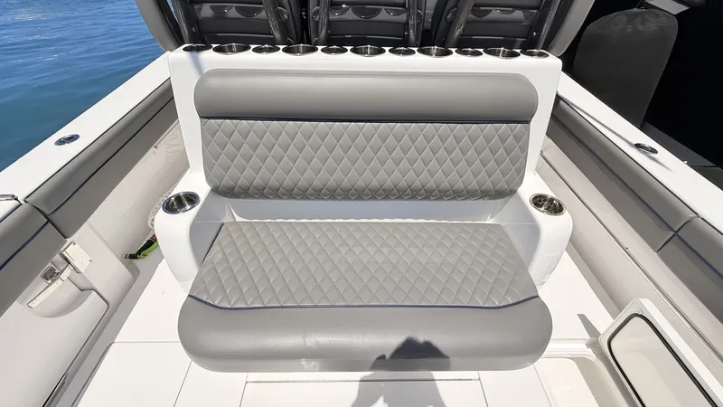 Slide: The Image of Valhalla Boatworks V33 2026 - 6076276