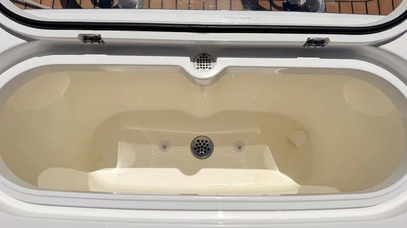 Slide: The Image of Valhalla Boatworks V33 2026 - 6076284