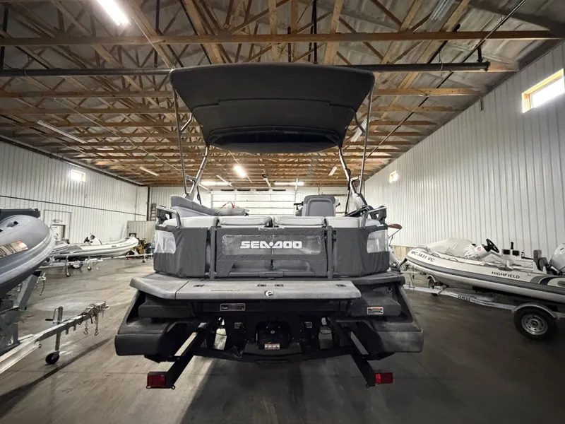 Slide: The Image of Bombardier Sea Doo Switch Cruise 21 2022 - 6076473