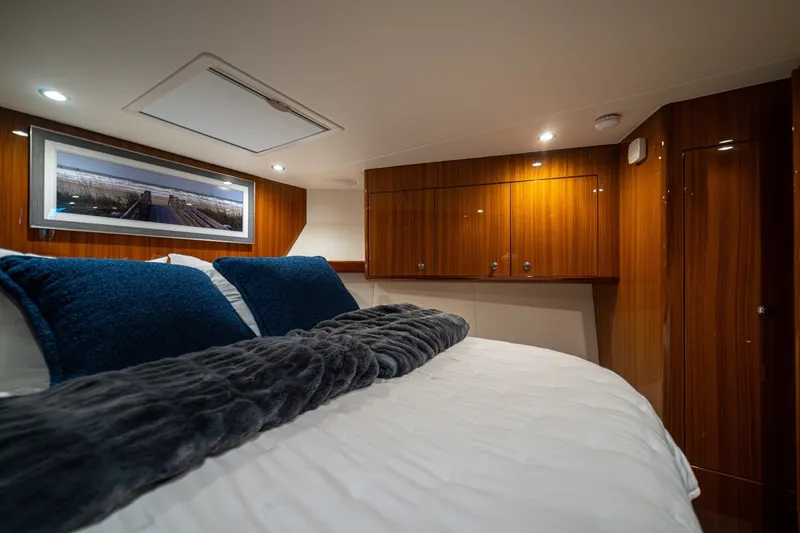 Slide: The Image of 2023 Viking 46 Billfish Master Stateroom - 6090809