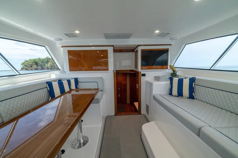 Slide: The Image of 2023 Viking 46 Billfish Salon - 6419771