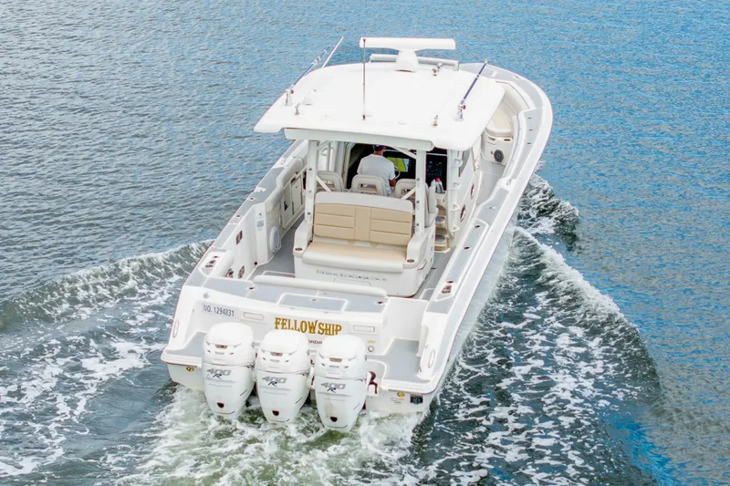 Slide: The Image of Boston Whaler 380 Outrage 2018 - 6076754