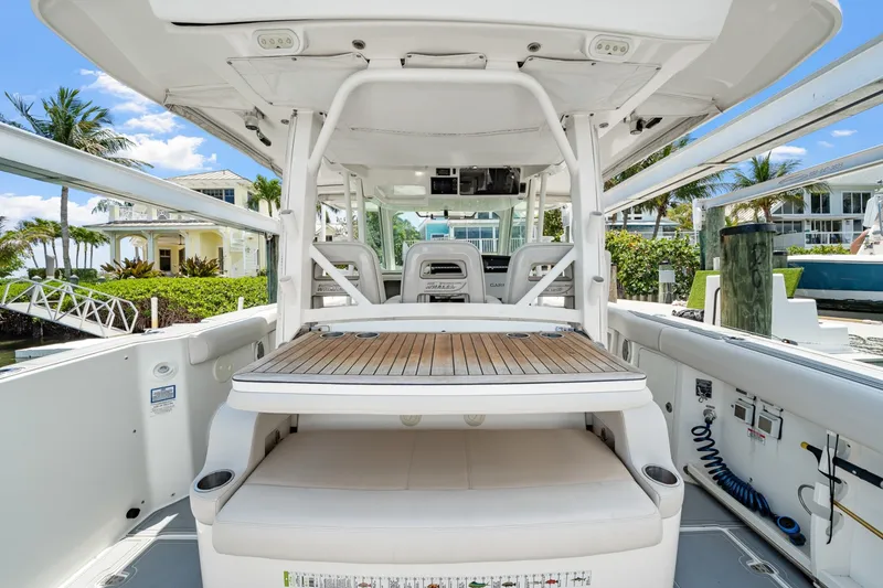 Slide: The Image of Boston Whaler 380 Outrage 2018 - 6076779