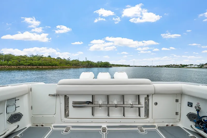 Slide: The Image of Boston Whaler 380 Outrage 2018 - 6076793