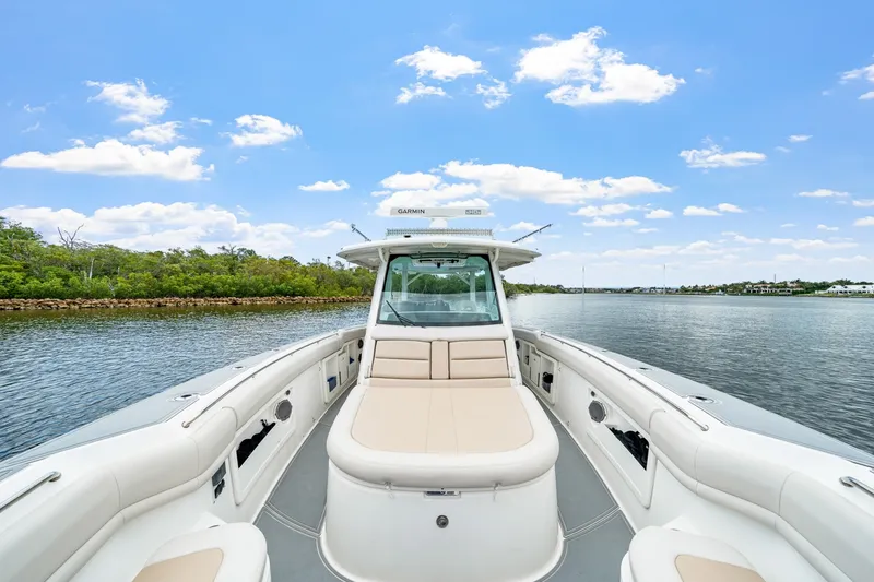 Slide: The Image of Boston Whaler 380 Outrage 2018 - 6076796