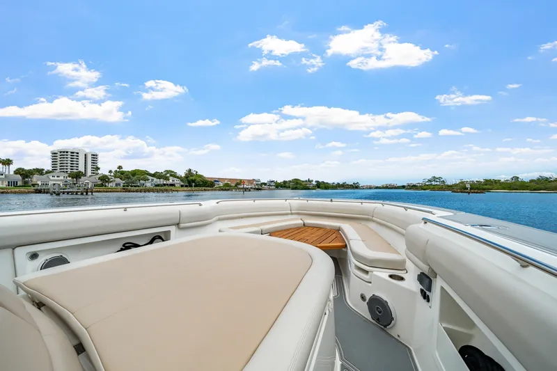Slide: The Image of Boston Whaler 380 Outrage 2018 - 6076800