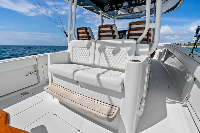 Slide: The Image of 2020 Jupiter 43 SF MENACE Mezzanine Seating - 6107024
