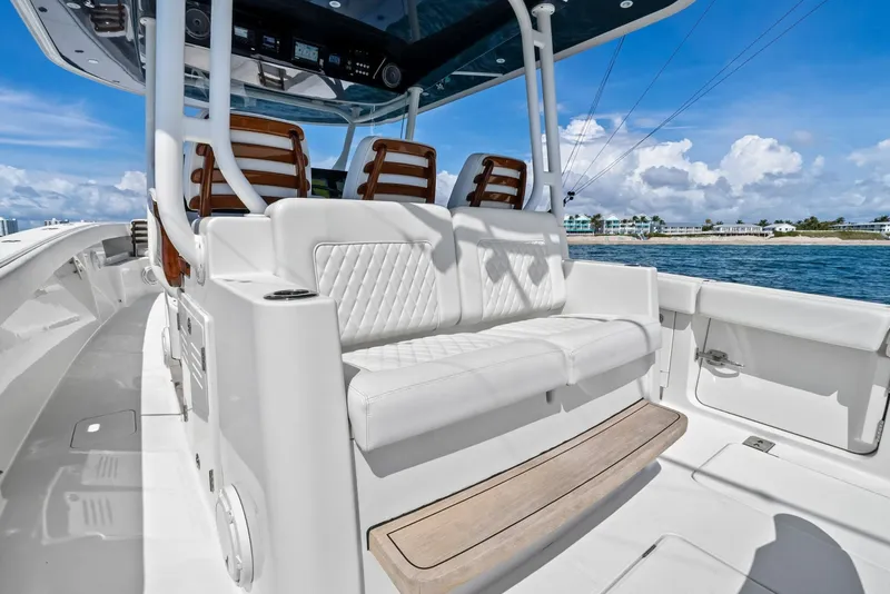 Slide: The Image of 2020 Jupiter 43 SF MENACE Mezzanine Seating - 6107025