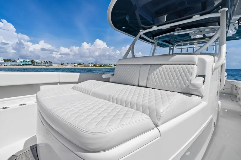 Slide: The Image of 2020 Jupiter 43 SF MENACE Sun Lounge - 6107062