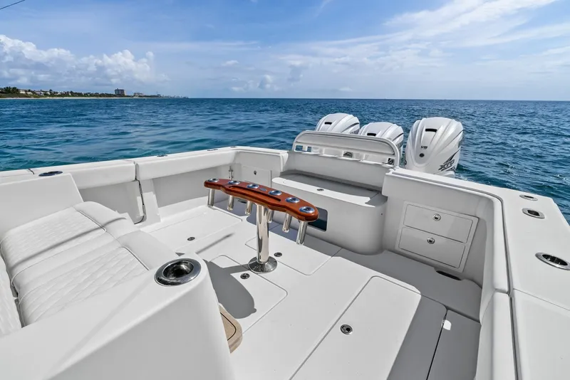 Slide: The Image of 2020 Jupiter 43 SF MENACE Cockpit - 6107075