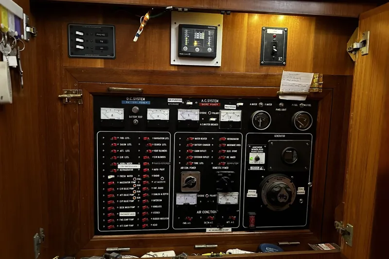 Slide: The Image of Novatec 50 Islander Cockpit 1996 - 6142166