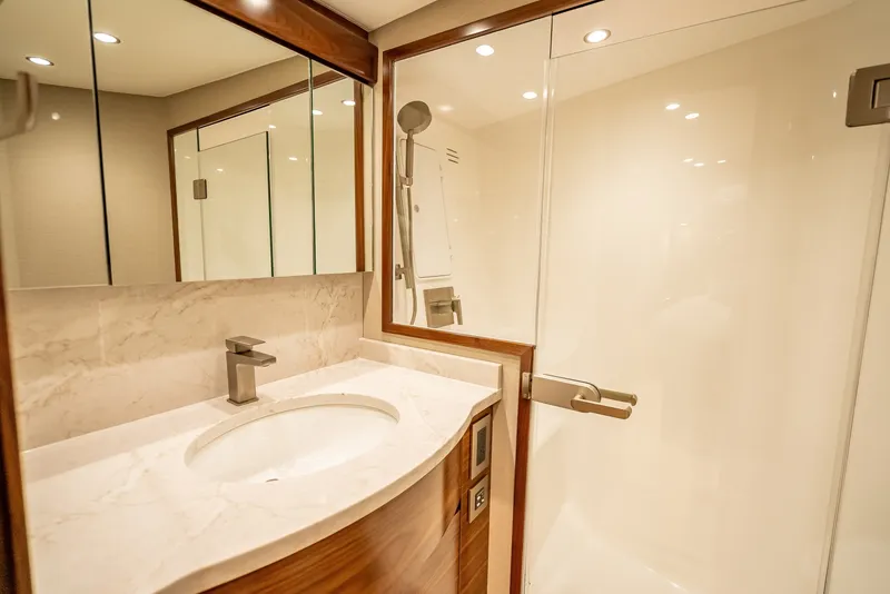Slide: The Image of Viking 54 Convertible 2026 - 6120884