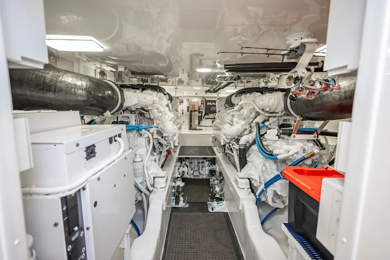 Slide: The Image of Viking 54 Convertible 2026 - 6120844