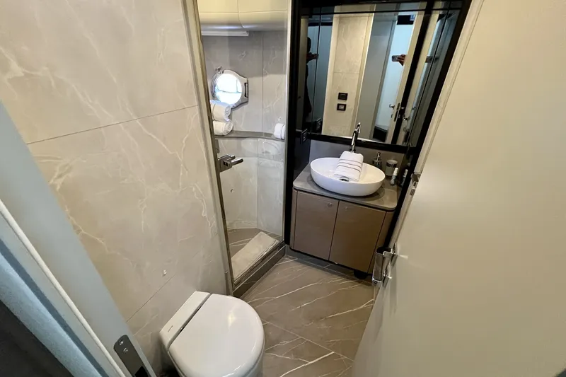 Slide: The Image of Absolute NAVETTA 58 2024 - 7643477