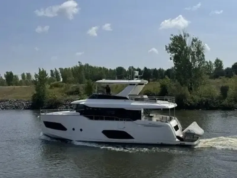 Slide: The Image of Absolute NAVETTA 58 2024 - 6077949